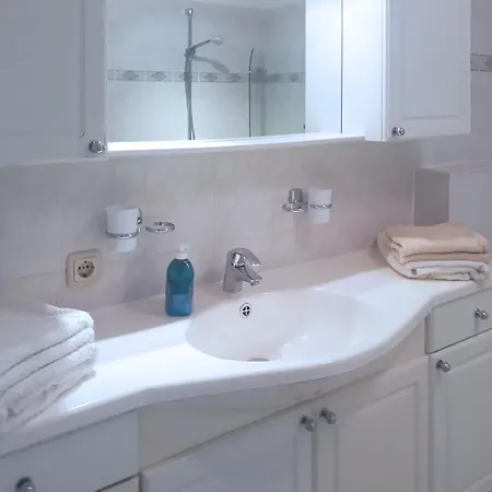 Muehlenpark 1 Muehlenpark Haus 4 Wo 13 شقة بريرو